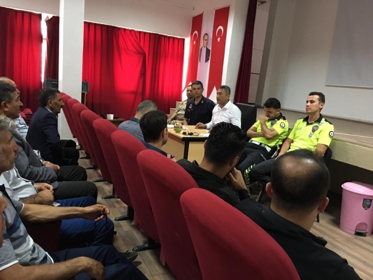 Mazıdağı’nda Okul Servis Şoförlerine Yönelik Bilgilendirme Toplantısı