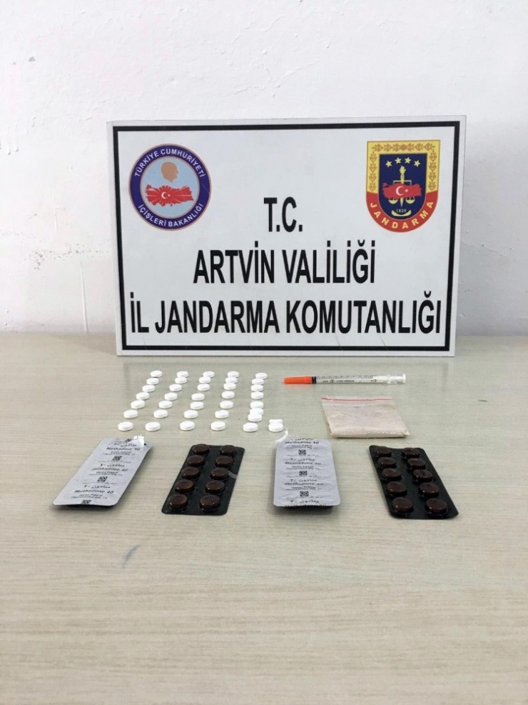 Sarp Sınır Kapısı’nda Kaçakçılık Ve Uyuşturucu Operasyonu