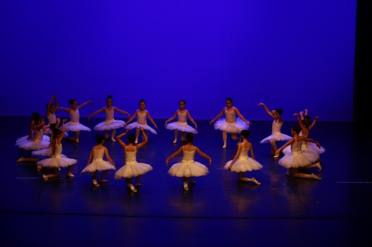 Samdob Genç Sanatçıları Bekliyor