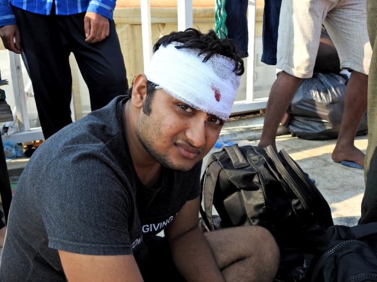 Çeşme’de 6 Şişme Botta 236 Kaçak Göçmen Yakalandı