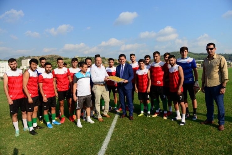 Kumluca Belediyespor Sezonu Açtı