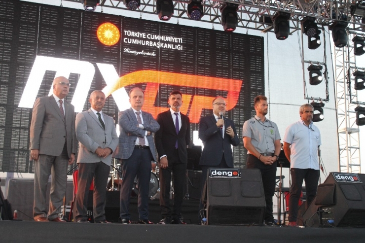 Dünya Motokros Şampiyonası Başladı