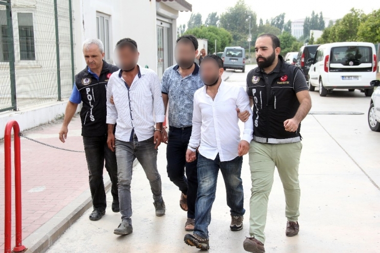 Toprağa Gömülü Halde 69 Kilo 950 Gram Esrar Ele Geçirildi