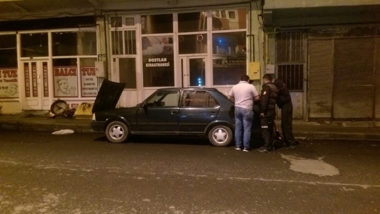 Gaz Kaçağı Bulunan Araca İtfaiye Ekipleri Müdahale Etti