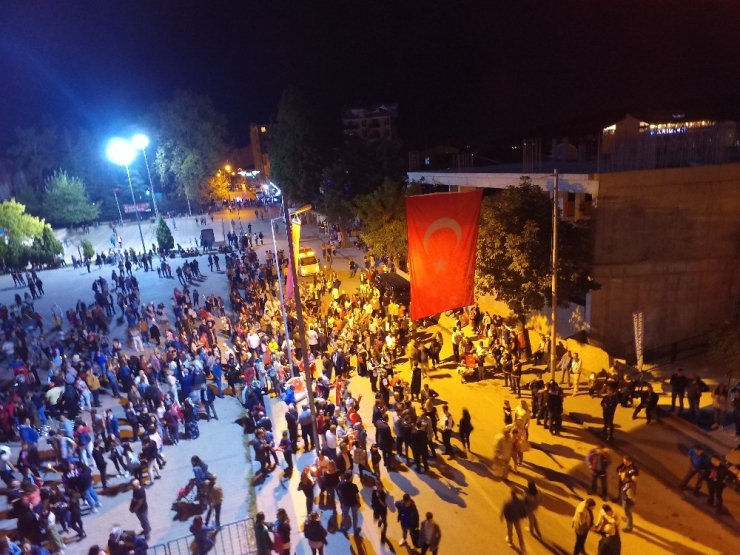 Bilecikliler Yüksek Sadakat Konseri İle Coştu