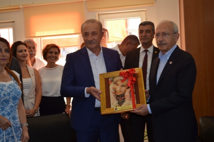 Chp Lideri Kılıçdaroğlu’ndan Didim Belediyesine Ziyaret