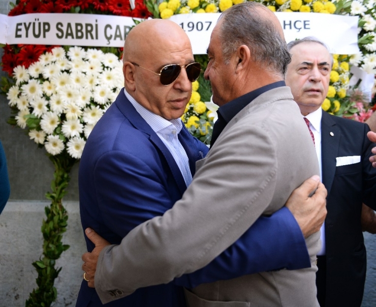 Mustafa Cengiz: "Galatasaray’a Karşı Kurulan Tuzaklarla Mücadelemizi Verip Mayısta İpi Göğüsleyeceğiz"