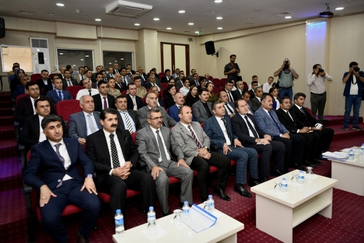 Hakkari’de "Güvenli Okul Güvenli Gelecek" Toplantısı