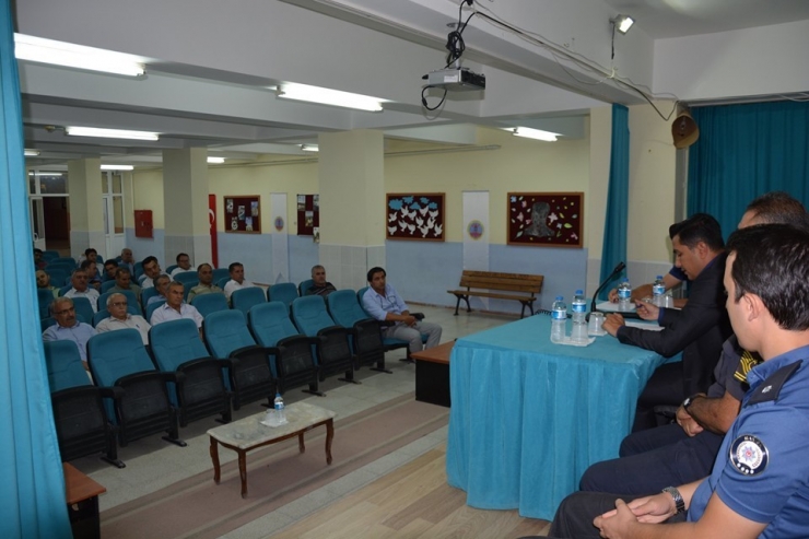 Selendi’de Okul Güvenliği Toplantısı