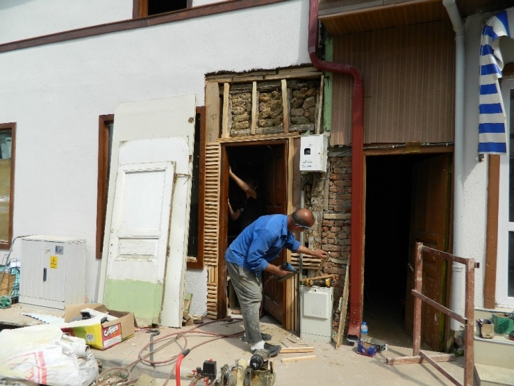 Pazaryeri Sokakları Yeni Görünümüne Büründü.