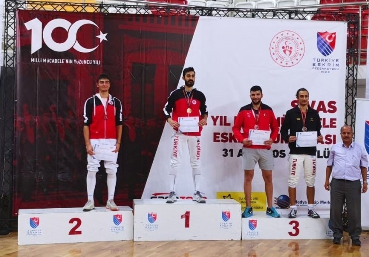 100. Yıl Milli Mücadele Eskrim Şampiyonası Tamamlandı