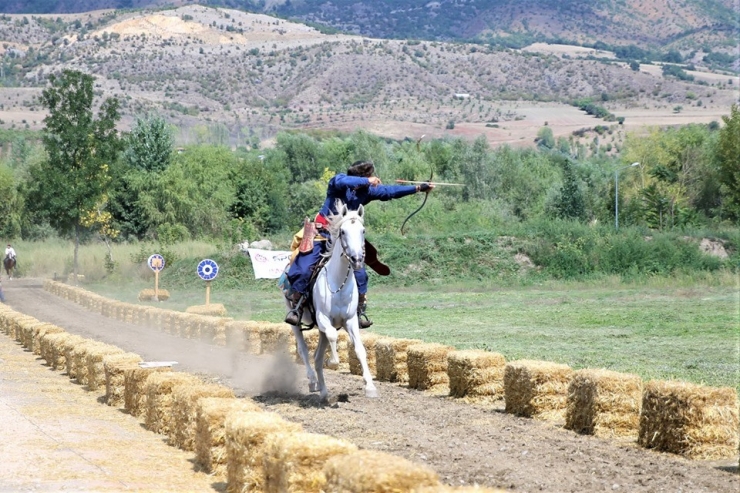 Atlı Okçular Tokat’ta Nefesleri Kesti