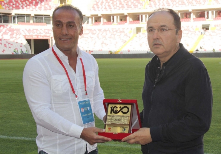 Dostluk Maçını Erzurumspor Kazandı