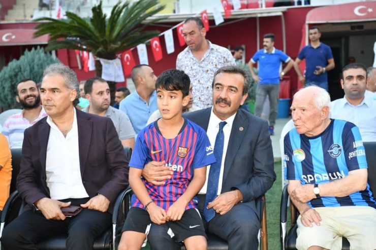 Çetin’den Şöhretler Maçında Derbi Mesajı