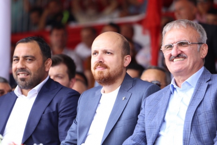 Elmalı Başpehlivanı Ali Gürbüz Oldu