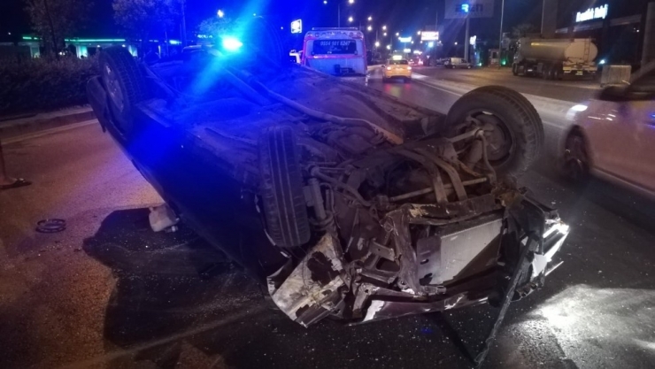 Alkollü Sürücü Direksiyon Hakimiyetini Kaybedince Kaza Yaptı