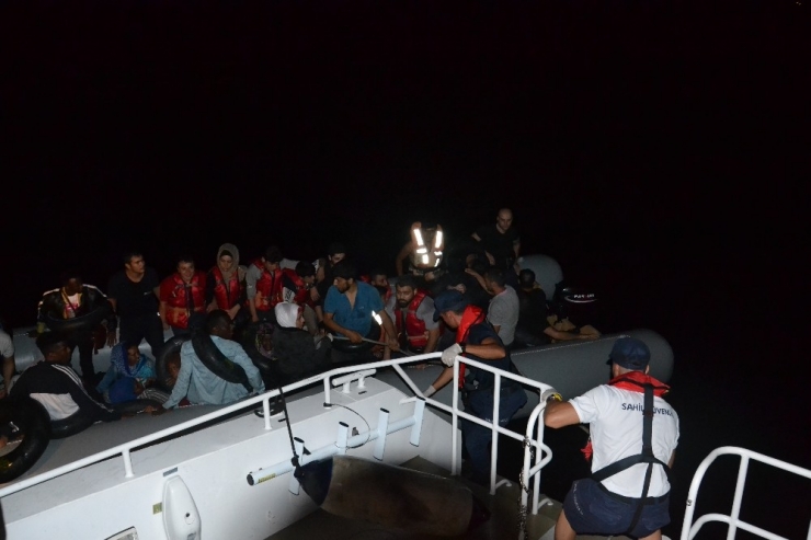 Kuşadası’nda 38 Düzensiz Göçmen Yakalandı