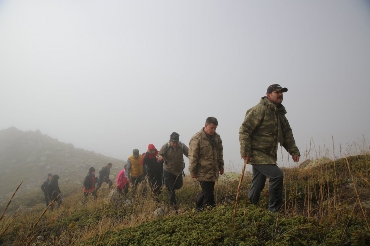 Sivas Kongresi’nin 100. Yılı İçin Yıldız Dağı’na Tırmandılar