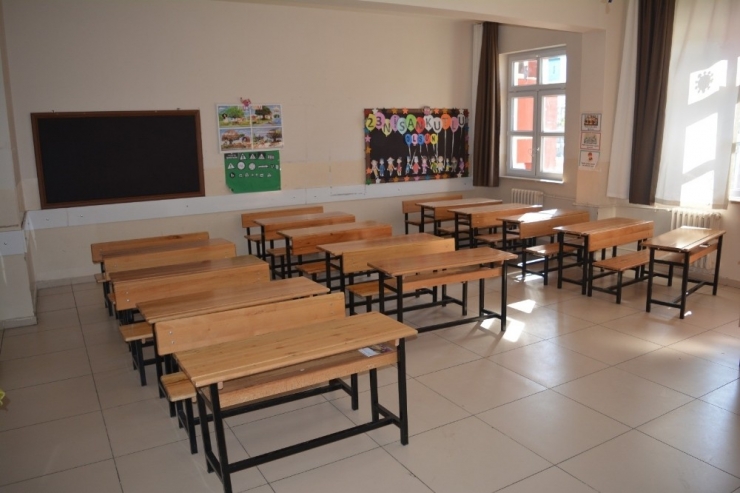 Öğretmenleri Değişince Okula Gitmediler