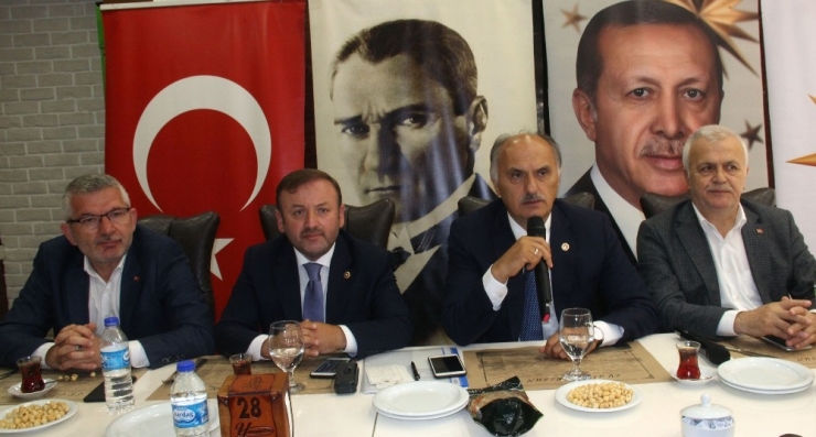 Ak Parti Giresun Milletvekilleri Basınla Buluştu