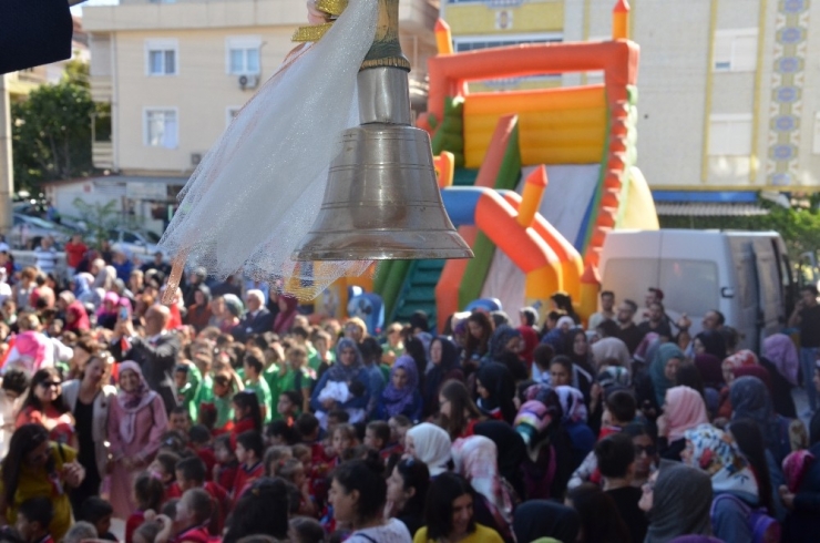 Balıkesir’de İlk Ders Zili Çaldı