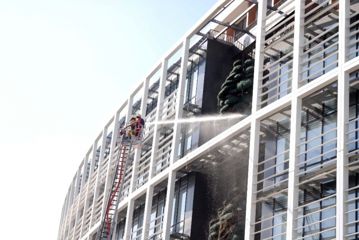 Kavacık’ta Üniversitede Yangın Paniği