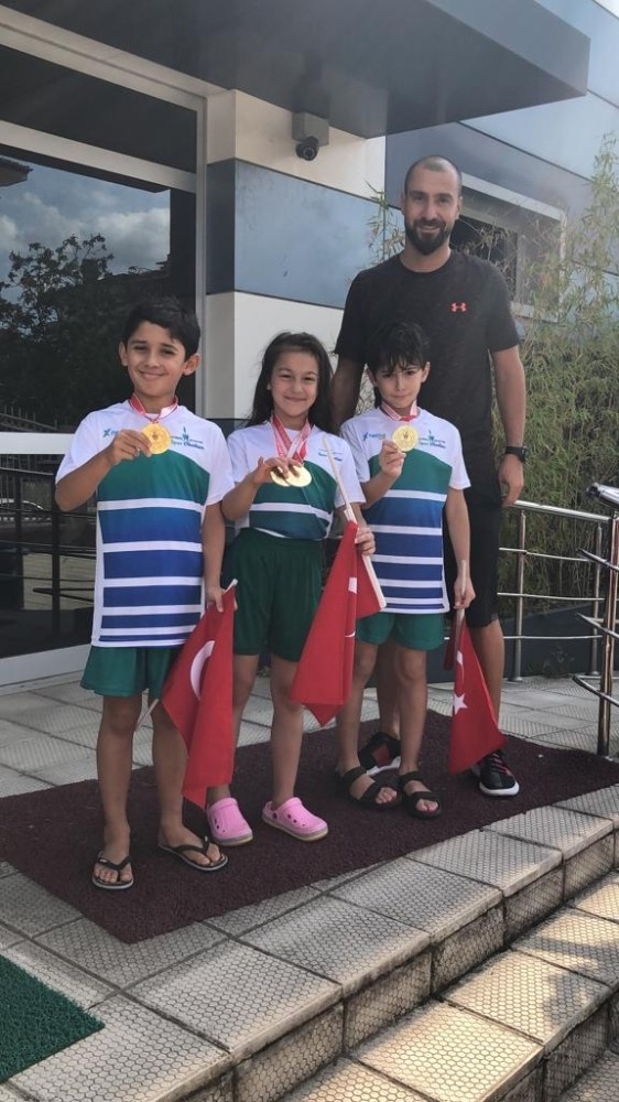 Çayırovalı Sporcular Madalyaya Doymuyor