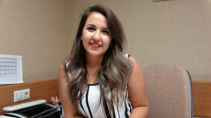 Diyetisyen Yumakgil;"abur Cubur Tüketmektense Protein Ağırlıklı Beslenmeliyiz"