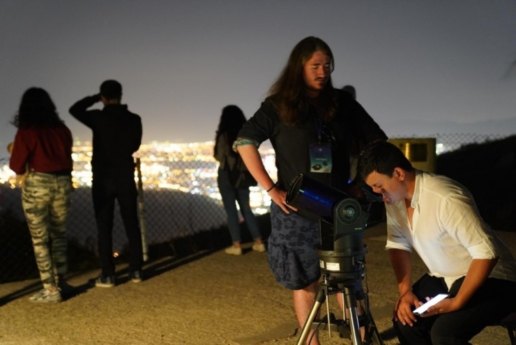 Eü Gözlemevinde 450 Kişi Çeşitli Etkinliklerle Gökyüzüne Doydu