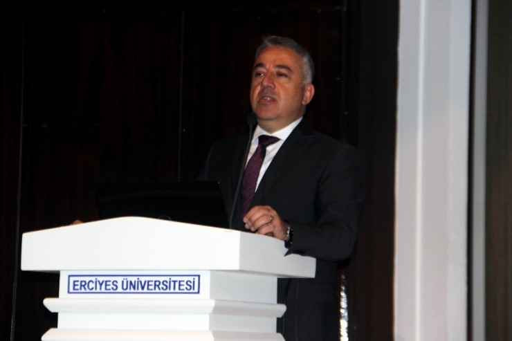 12. Ulusal Sebze Tarımı Sempozyumu Yapıldı