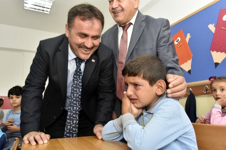 Öyle Bir Gözyaşı Döktü Ki...