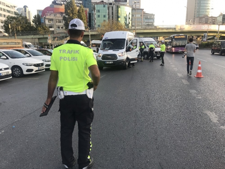 Okul Servislerine Jandarma Ve Polisten Denetim