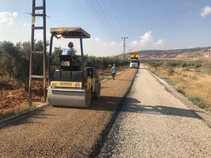 Asfaltlama Çalışmaları Sürüyor