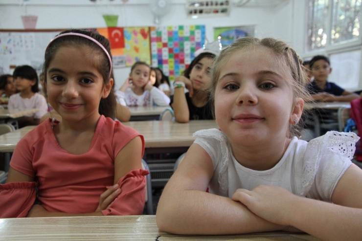 Kızıltepe’de 75 Bin Öğrenci Ders Başı Yaptı