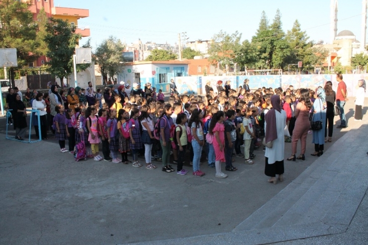 Midyat’ta 28 Bin 543 Öğrenci Ders Başı Yaptı