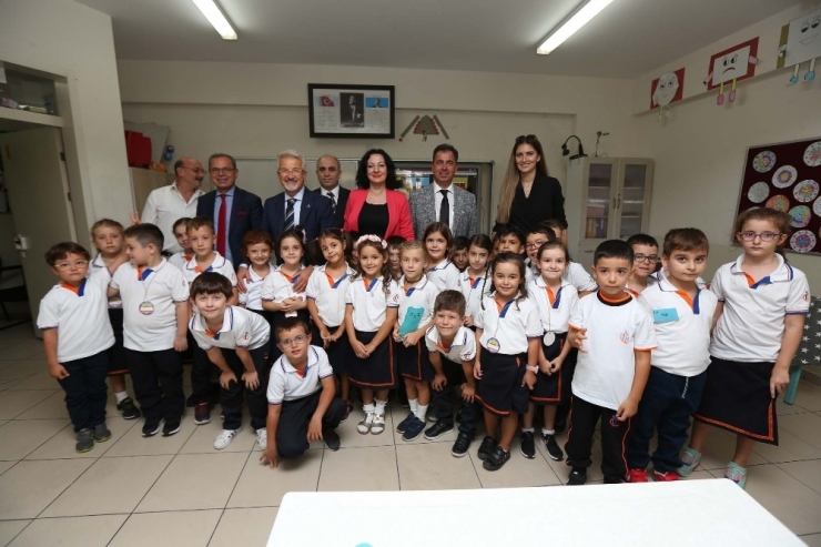 Başkan Erdem Öğrencilerin Heyecanını Paylaştı