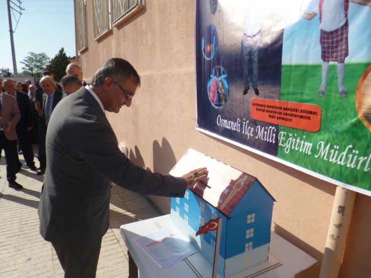 Veliler Sigara Paralarını Okula Bağışladı