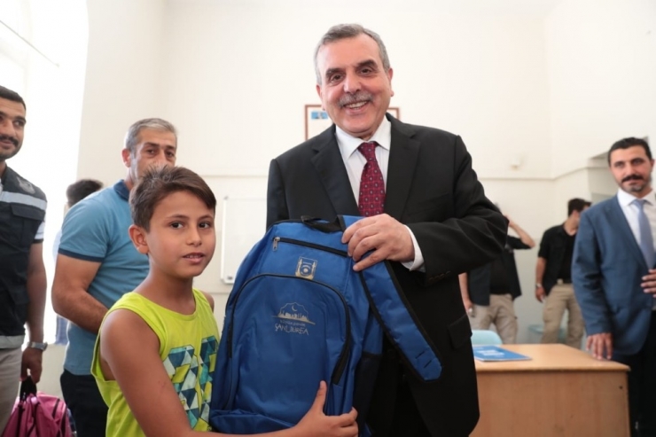 Beyazgül Öğrencilerin Sevincine Ortak Oldu