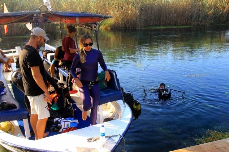 Dalış Rekortmeni Farkındalık İçin Azmak’ta Daldı