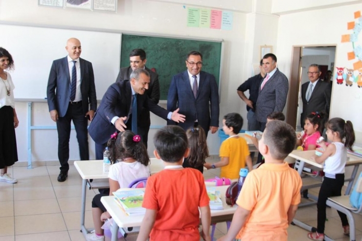 Tunceli’de 86 Okulda 9 Bin Öğrenci Ders Başı Yaptı