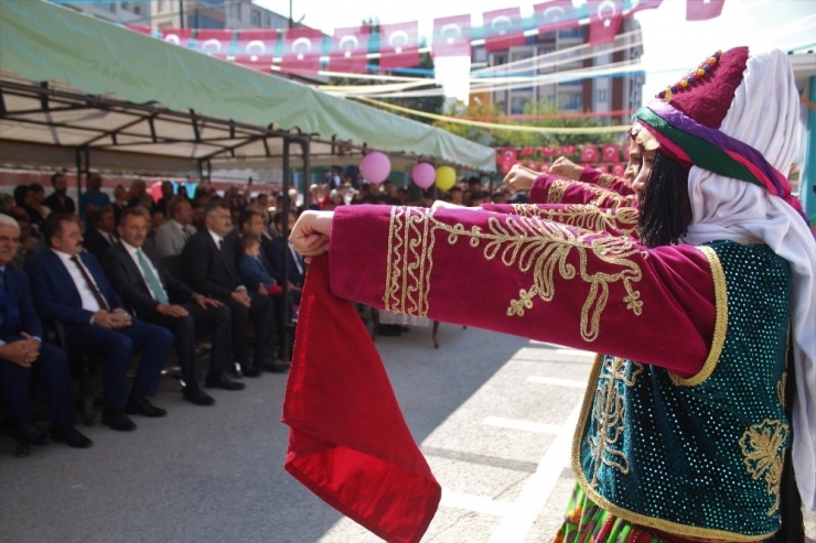 Van’da İlk Ders Zili Çaldı