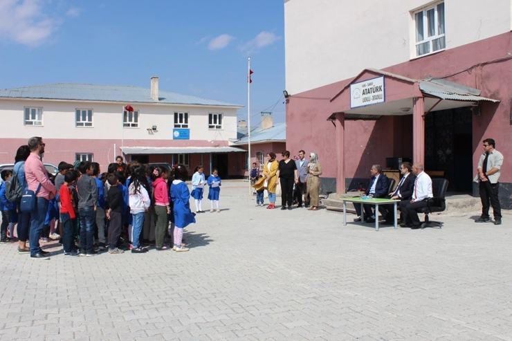Saray’da İl Ders Zili Kaymakam Aydın’ın Katılımıyla Çaldı