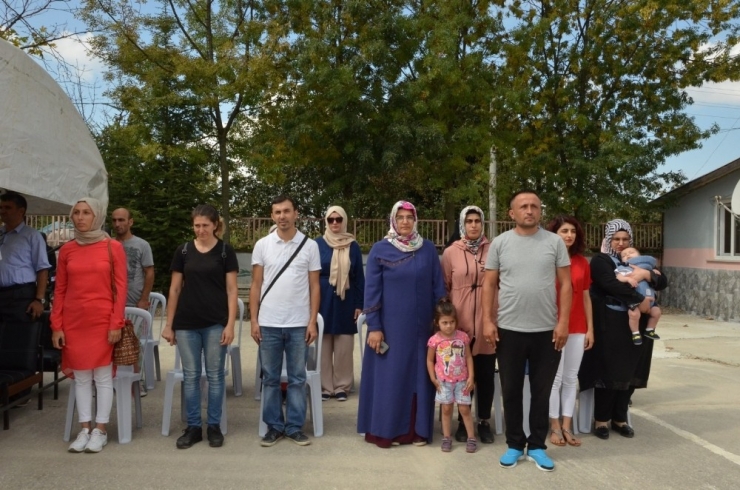 Hendek’te Eğitim Öğretim Yılı Törenle Başladı