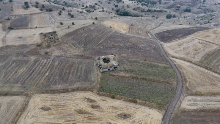 Anadolu Selçuklu Kenti Kalehisar’daki Araştırmalara Adü’lü Doçent Başkanlık Ediyor