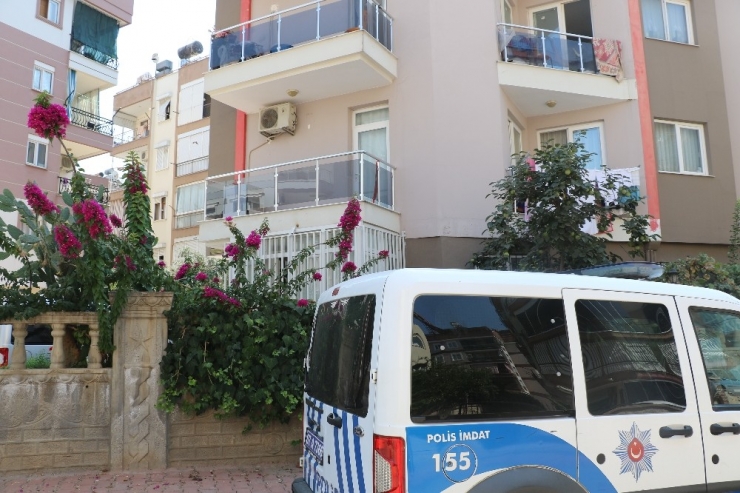 Oğlunu Askere Uğurladıktan Sonra Evinde Ölü Bulundu