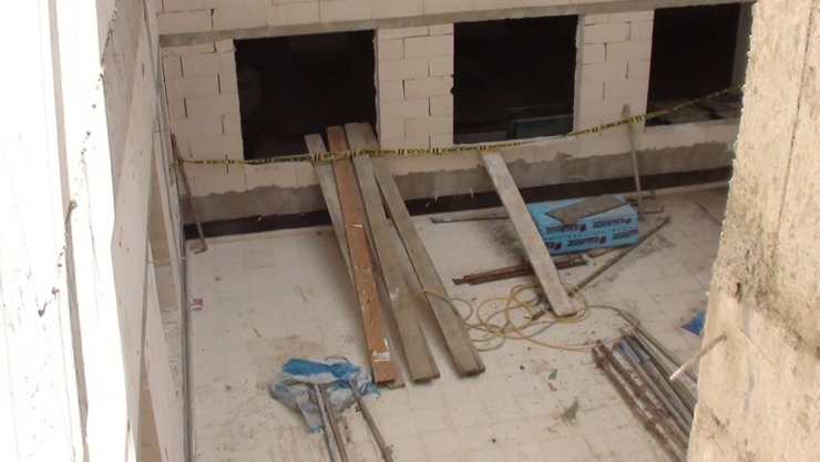 İnşaat İskelesinden Düşen İşçi Hayatını Kaybetti