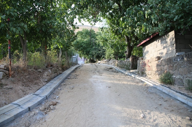 Bitlis’in Sokakları Yenileniyor