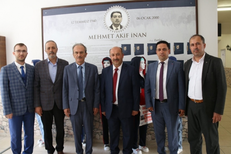 Daire Başkanı Tektaş’ın Okul Ziyaretleri