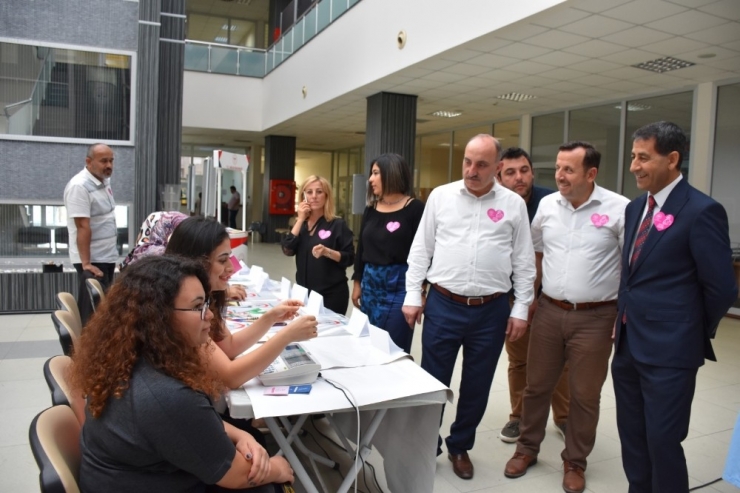 Belediye Binası İçinde Sağlık İçin Stant Açıldı