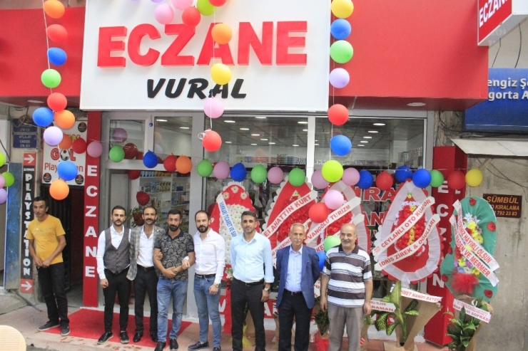 Hakkari’de Eczane Açılışı